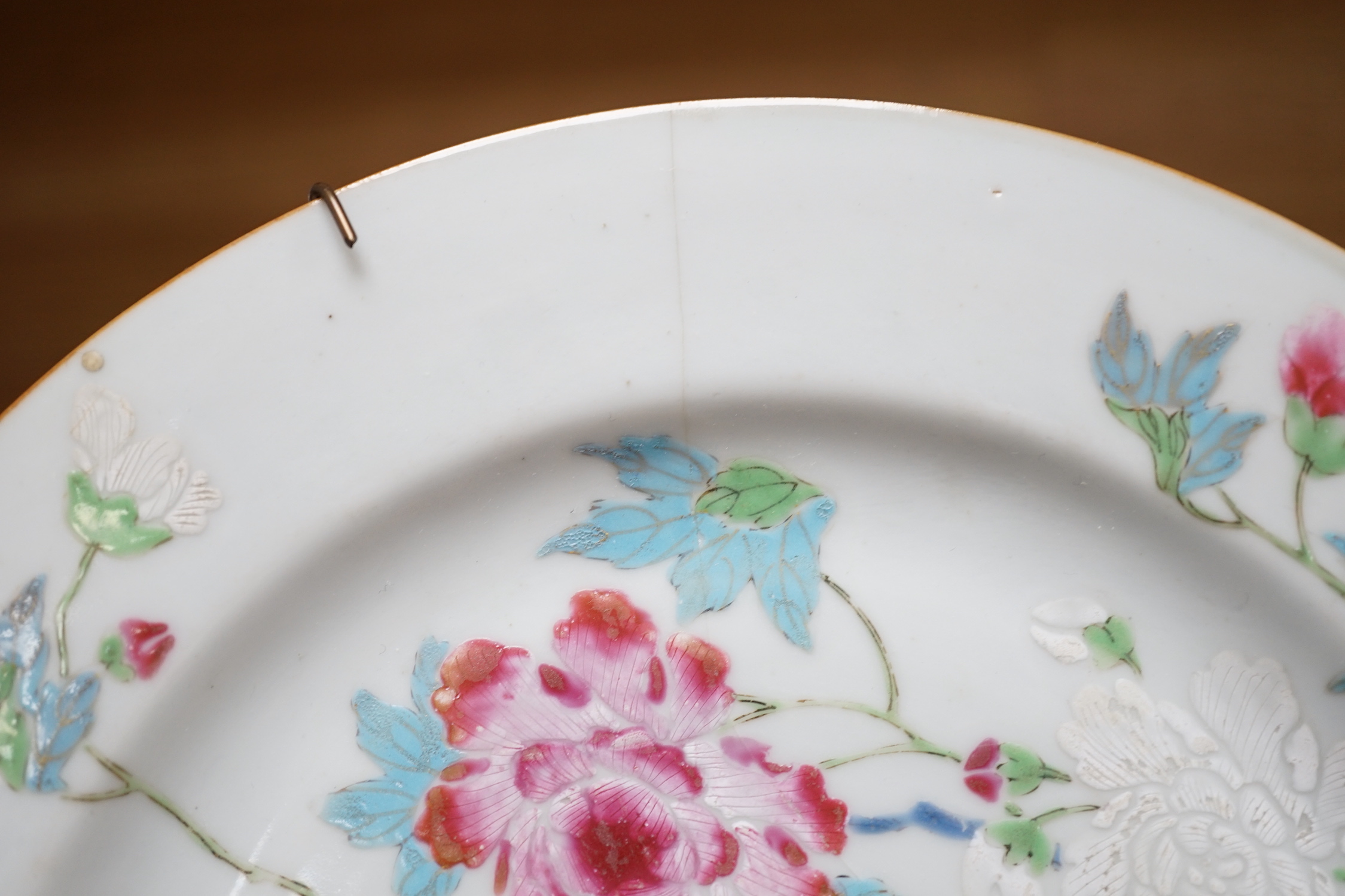 Three 18th Chinese export porcelain plates, 23cm and another plate U
